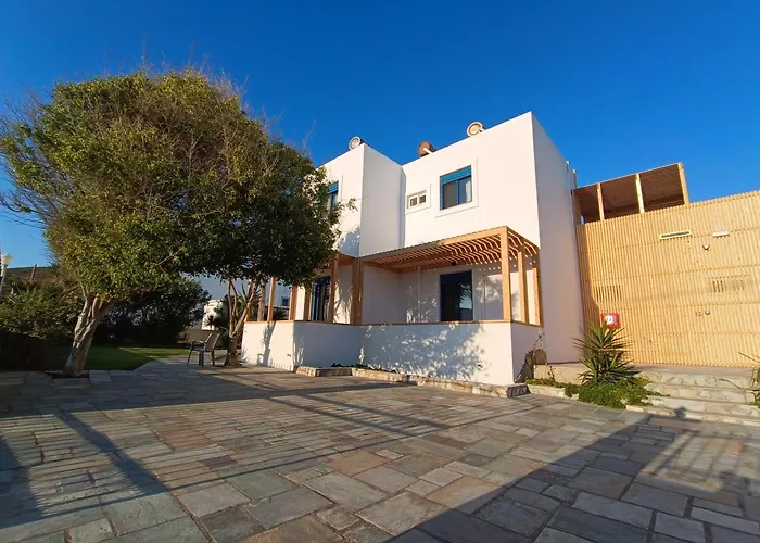 Ocean Palace Hotel *