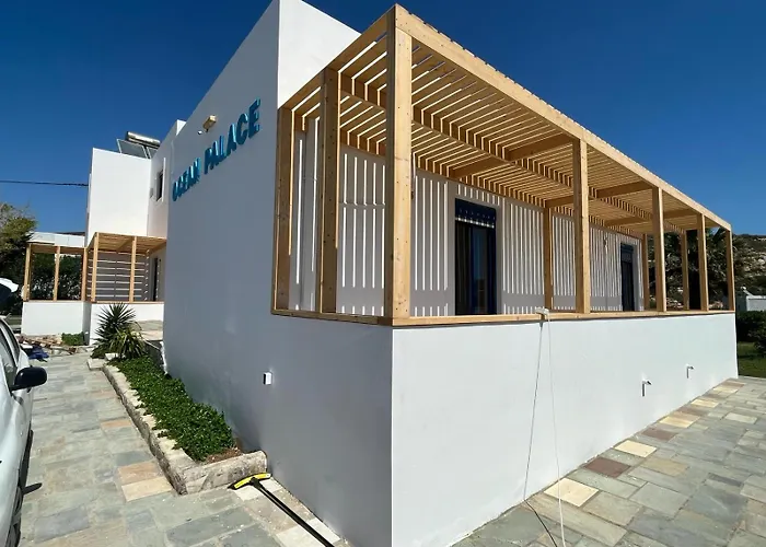 Ocean Palace Hotel *